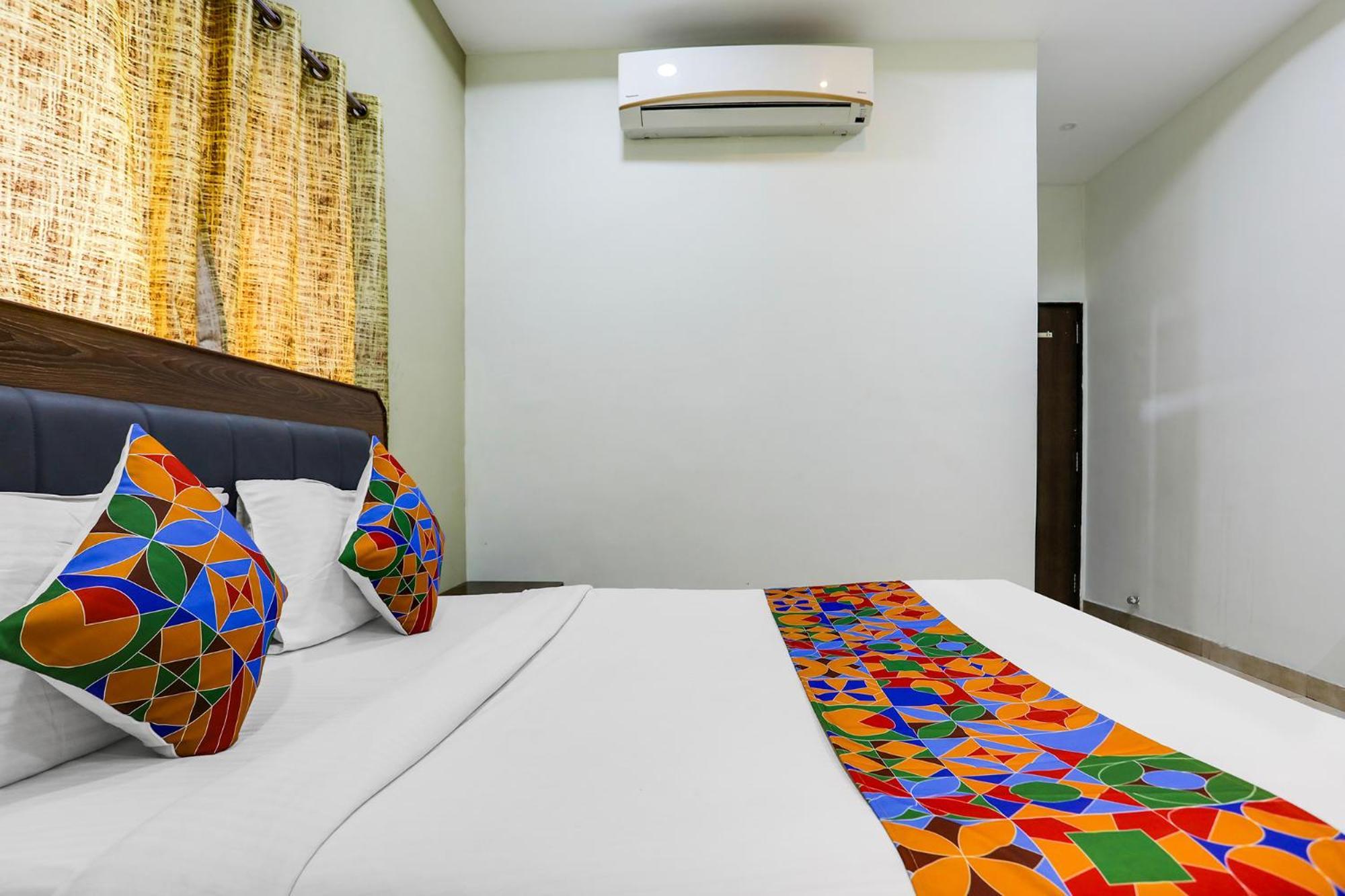 Fabhotel Johar Inn Rāipur Kültér fotó