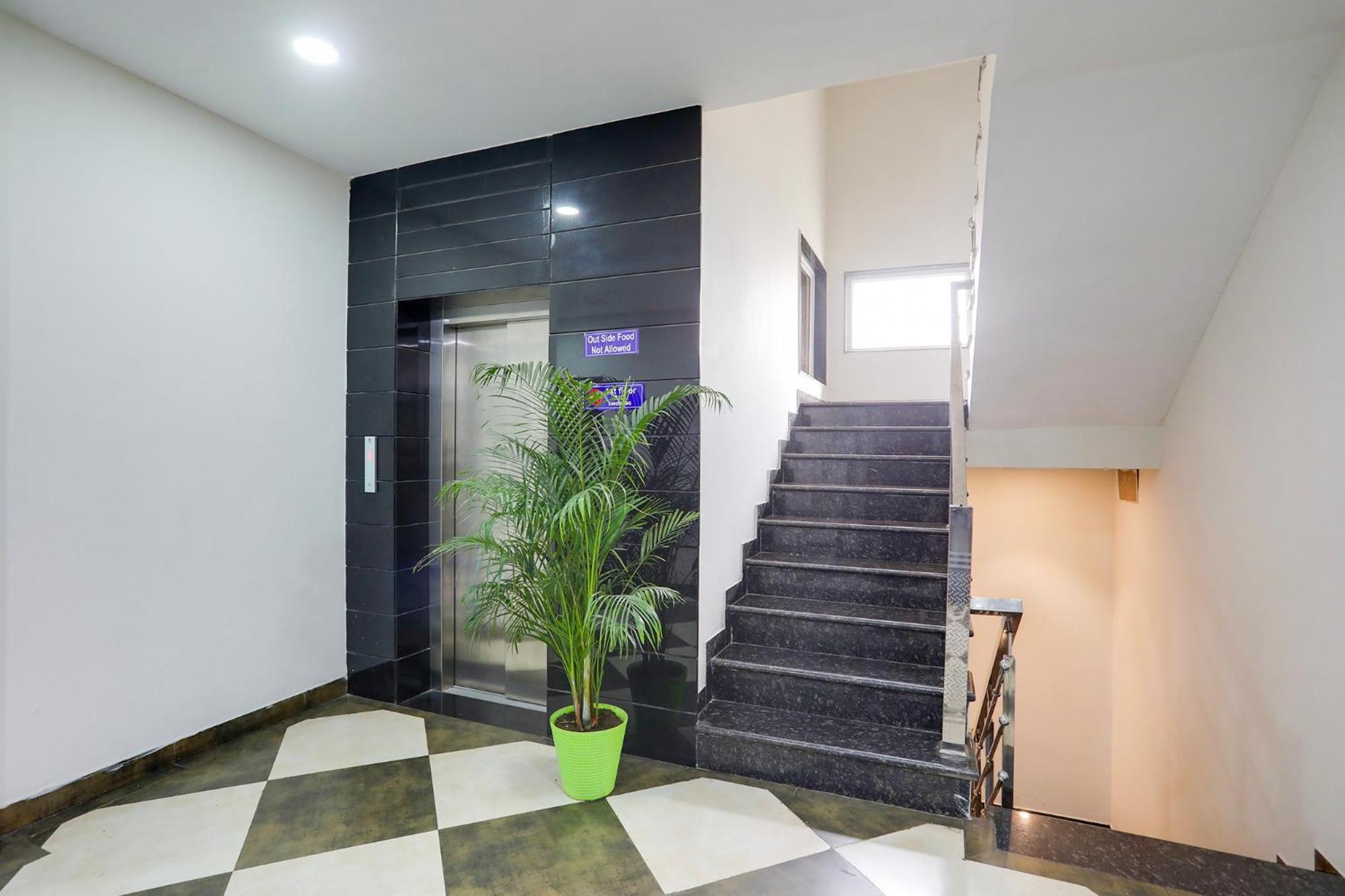 Fabhotel Johar Inn Rāipur Kültér fotó