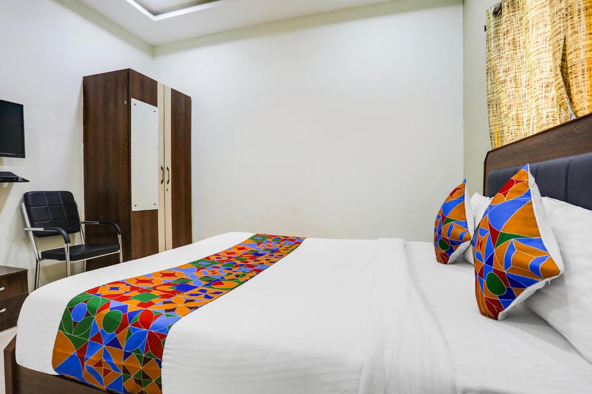 Fabhotel Johar Inn Rāipur Kültér fotó